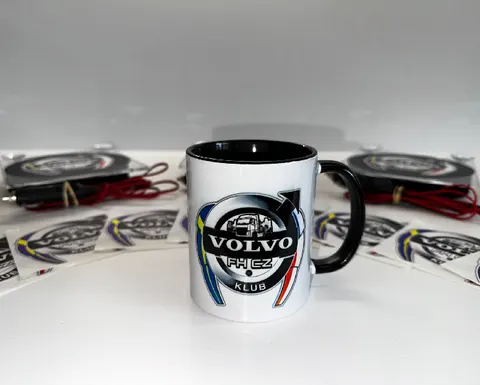 Hrnek bílý FUNNY s černým vnitřkem a uchem 330 ml + logo Volvo FH CZ Klub